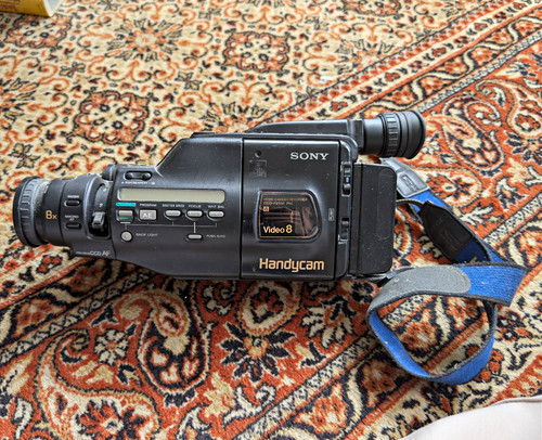 Sony handycam ccd - sony,