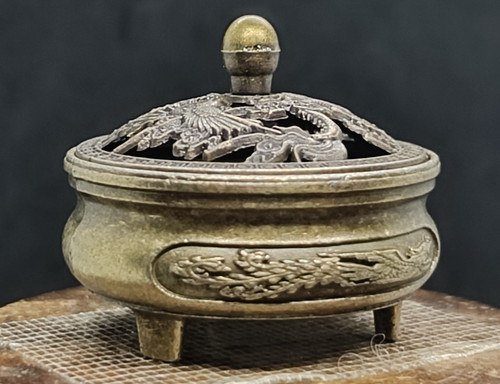 Kleiner bronze - kleiner,