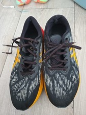 ASICS 1011B458 NOVABLAST 3