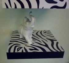 5x Design REGALE *intergr.Befestig *weiss* ZEBRA*Oberseite* 25x25x3,8cm *B-WARE