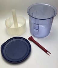 ⭐️Tupperware 3120A-4