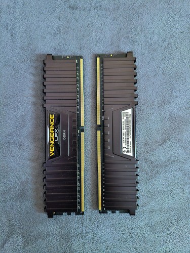 Corsair vengeance lpx 16gb - corsair,
