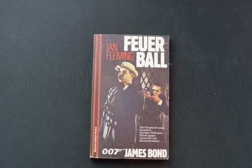 James bond 007 - james,