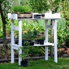 Pflanztisch mit Ablage