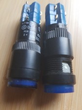 2 Druckschalter von EAO