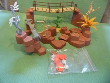 Playmobil braune Felsenlandschaft mit Pflanzen-Baum - Hängebrücke Western
