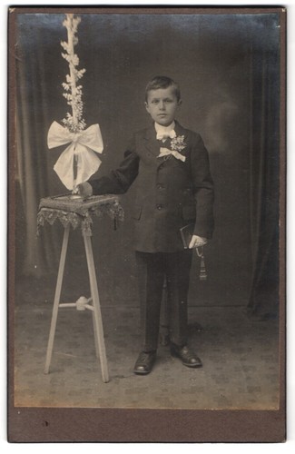 Fotografie knabe anzug mit - knabe,