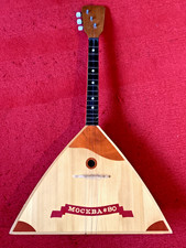Bereska Balalaika, 3 Seiten