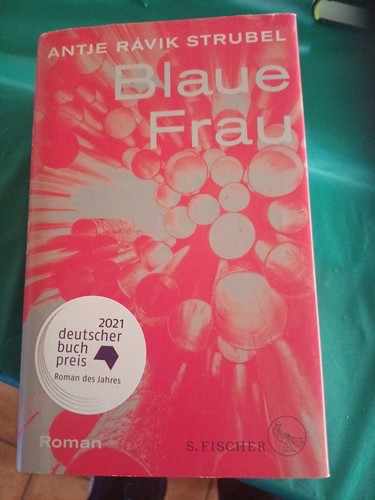 Blaue frau von antje ravik - ,