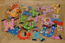 Holzbuchstaben Bärenmotiv