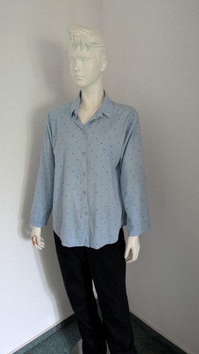 Hellblaue langarmbluse mit - hellblaue,