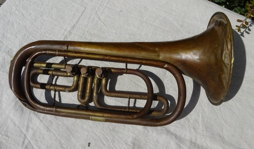 Alte bass trompete monke - trompete,