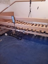 Kranken-/Pflegebett elektrisch