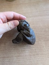 Signierte Künstler-Figur "Mädchen" von Julia E. Limpke