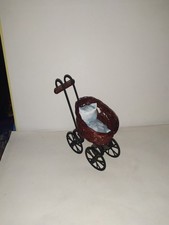 Nostalgie-Puppenwagen-Kinderzimmer-Puppenhaus-Puppenstube