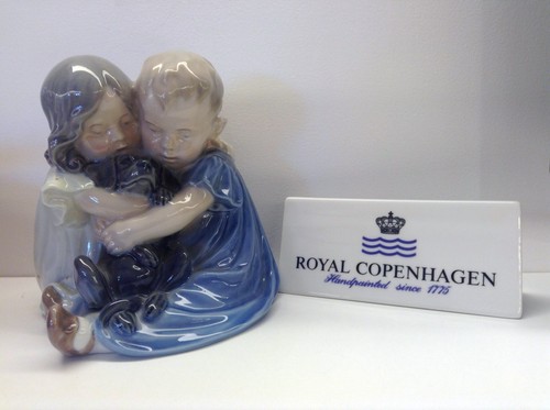 Royal copenhagen figurine - royal,