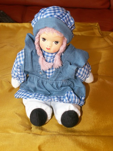Alte keramik puppe - ,