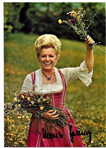 Autogrammkarte margot - >,