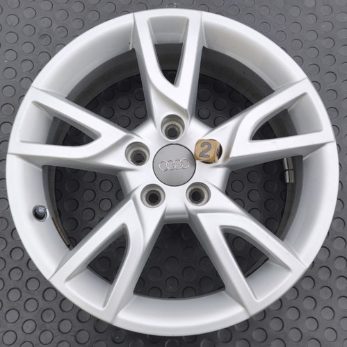 Audi nr2 8u - q3,