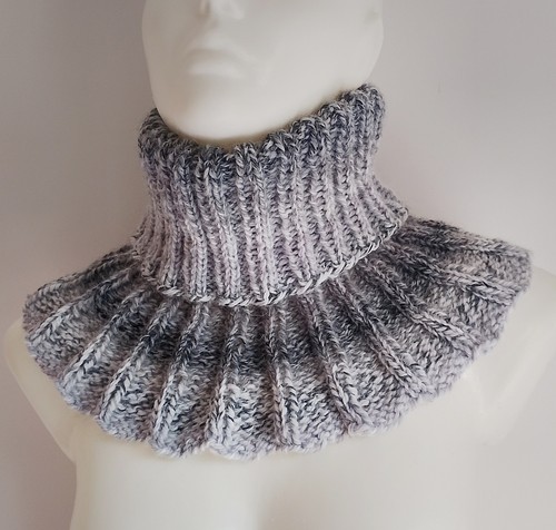 Kragenschal handgestrickt - kragenschal,,