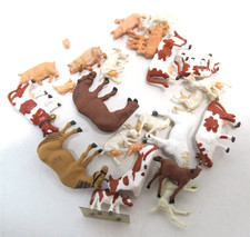 ca 25 Figuren "Tiere auf dem