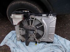 Wasserkühler Kühler mit Ausgleichsbehälter und Lüfter Toyota Yaris XP9 2009