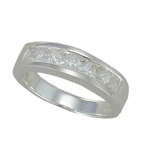 Ring mit zirkonia - ring,