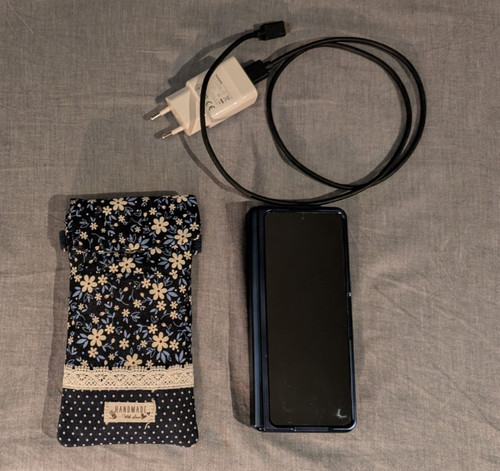 Samsung galaxy fold3 - galaxy,