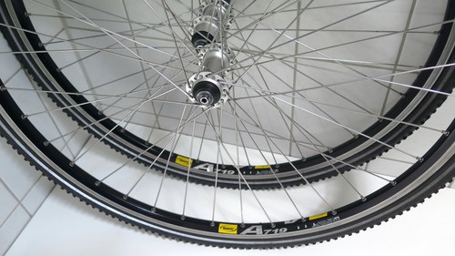 Laufradsatz 700c mavic - laufradsatz,