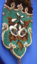 Grosser  antiker Perlenbeutel   floral  Blumen  Ornament   museal   28cm