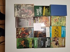 12 Jagdbücher, Geschichten