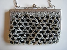 Häkel Handtasche Abend Tasche Clutch Metall Rahmen schwarz silber mit Kette