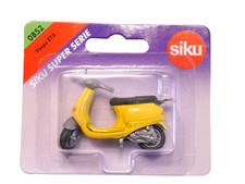 Motorroller Roller Scooter VESPA ET4 gelb giallo yellow, Siku 0852 ca. 1:55 OVP