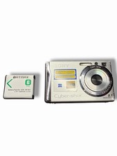 Sony Cyber-shot DSC-W90 –