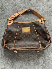 Louis Vuitton Galliera PM37 aus Leder in Braun