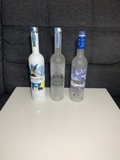 Deko Flaschen Leer 2x Belvedere 1x grey Goose