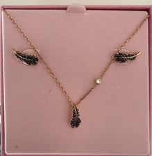 Swarovski Set Kette Und Ohrringe Schwarz Federn. Mit Verpackung Für Damen