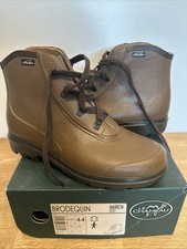 Le Chameau Brodequin