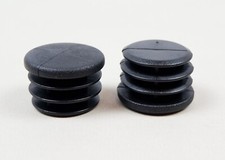 Set mit zwei schwarzen Kart Gehäuse Stecker/Einsätze 30 mm