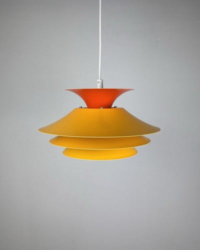 Yellow vintage pendant lamp - yellow,