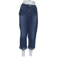 Dollywood, Dreiviertelhose