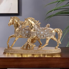 Goldene pferde statue - 2,