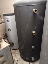 Pufferspeicher 800L mit 130 mm Weichschaumisolierung