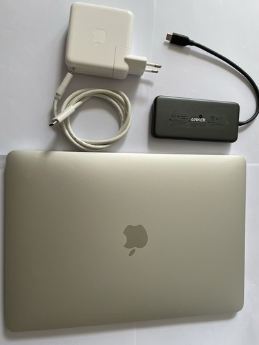 Apple macbook pro - pro, (2016)