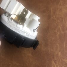 Miele  Niveauschalter E 00 37 276501    Nr 2394472