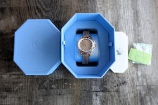 Armbanduhr, Damen Uhr, Swarovski-Kristalle, Swiss Made-neu