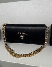 PRADA Umhängetasche schwarz