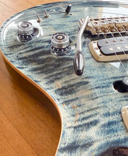 PRS Modern Eagle V Faded Whale Blue top