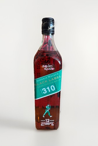 Johnnie walker black - johnnie, label