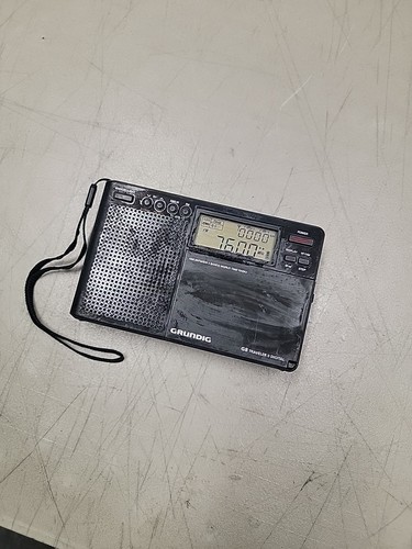 Grundig traveller 4 band - ii,